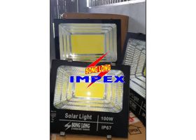 Đèn Pha năng lượng mặt trời 2